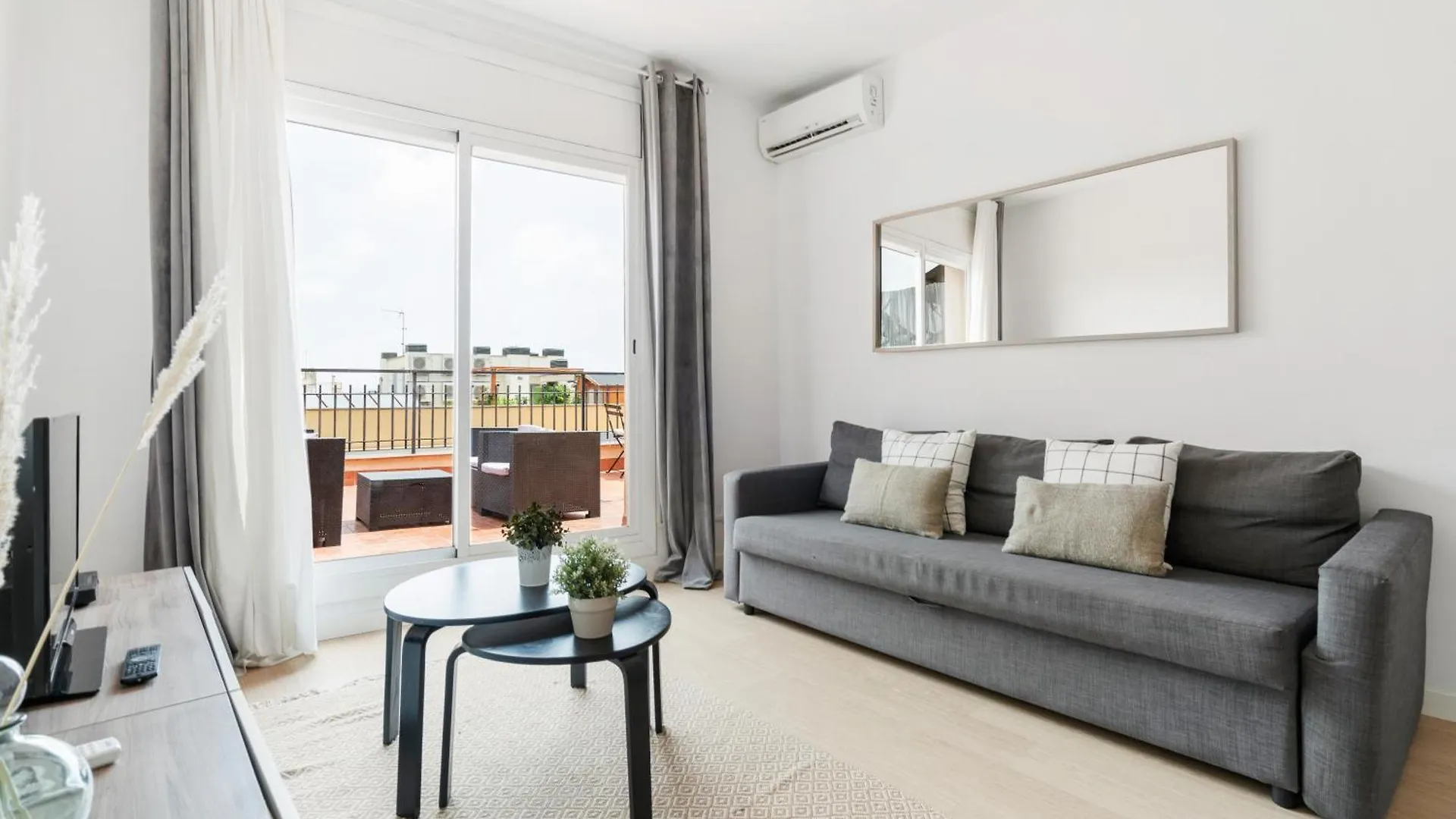 Flateli Calabria Appartement Barcelona